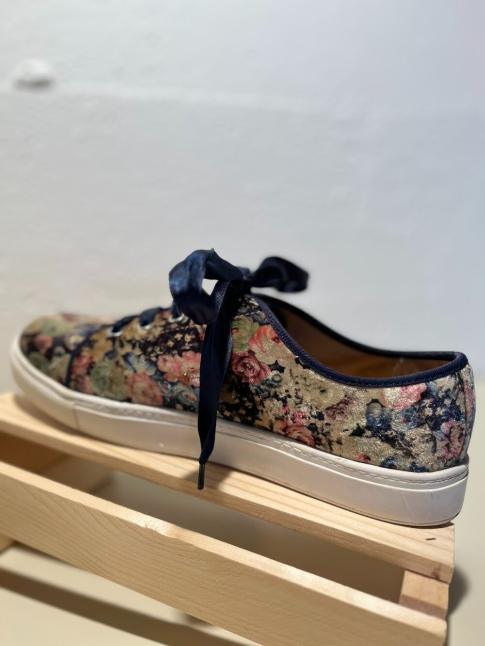 Dirty Laundry Women's Josi Floral Velvet Ribbon Laced Shoes - Picture 6 of 13
